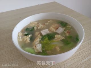 豆腐配雪菜汤的做法