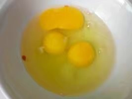 鱿鱼熬鸡蛋的做法