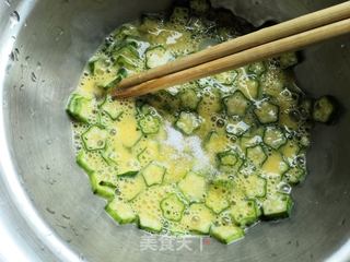 秋葵鸡蛋卷做法图解