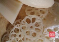 排骨藕片豆腐皮的做法