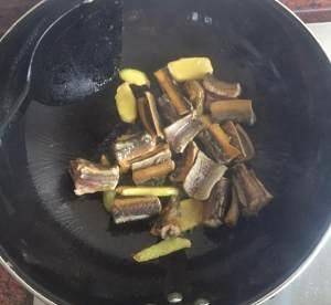 养生美食黄鳝汤的做法