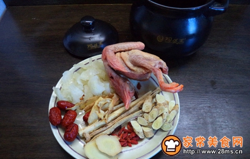 花胶鸽子汤的做法