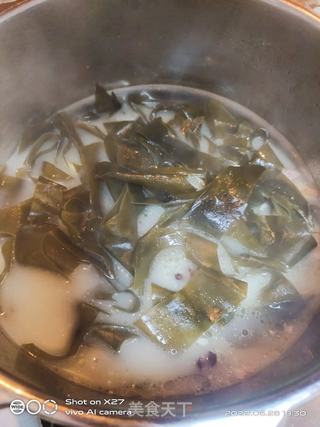 排骨鲜海带汤的做法