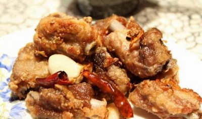 炸排骨的家常做法炸