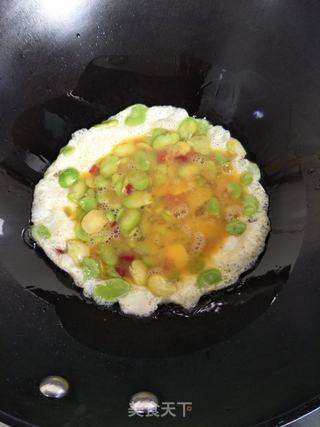 蚕豆鸡蛋芹菜的做法