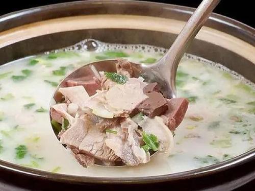 辣椒羊肉祛湿汤的做法