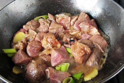 胖头鱼炖肉的家常做法