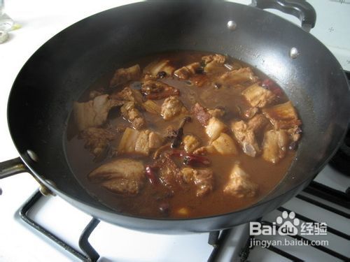 白沙油豆腐烧肉的做法