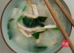 竹荪面疙瘩汤的做法