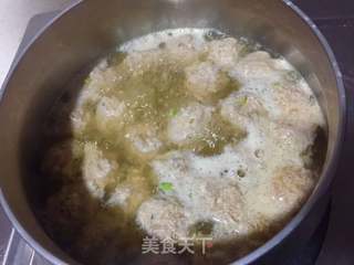 萝卜煮肉丸汤的做法
