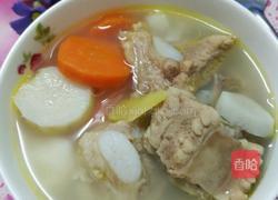 红萝卜肉饼汤的做法