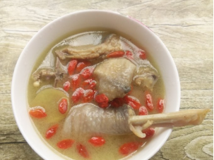 电饭煲鸡灭锅汤的做法