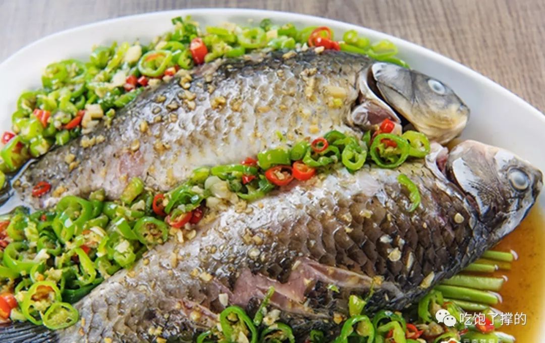 鱼煮臭豆腐的做法
