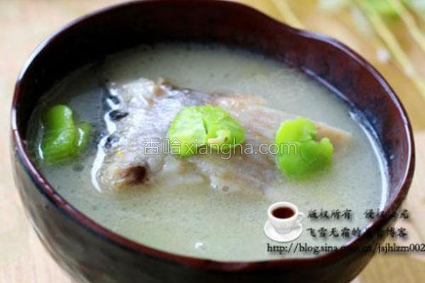 鲫鱼沙锅汤的做法