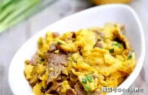 炒鸡蛋牛肉酱做法