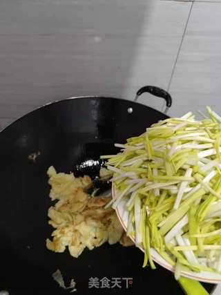 韭黄虾米鸡蛋做法