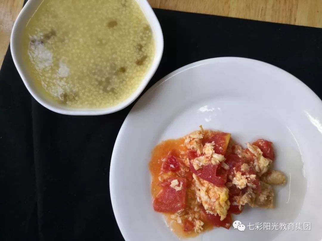 西红柿炒鸡蛋 粥的做法