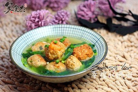 猪头虾仁丸子汤的做法
