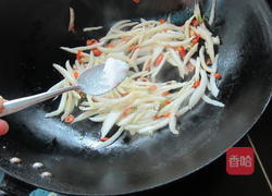白菜煎蛋冻豆腐的做法