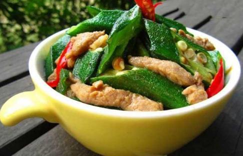 秋葵炒肉家常做法