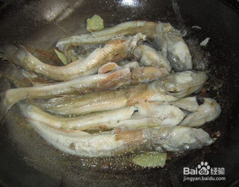 沙子鱼炖白菜的做法大全