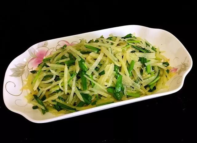 烤箱鸡蛋韭菜的做法