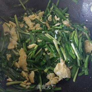 正确鸡蛋炒韭菜的做法