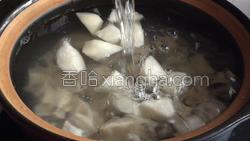 雪梨莲藕汤的做法大全