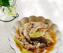 牛肉菌汤的家常做法