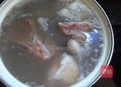 海带鸡蛋骨头汤的做法