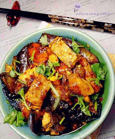 茄子泡豆腐的做法