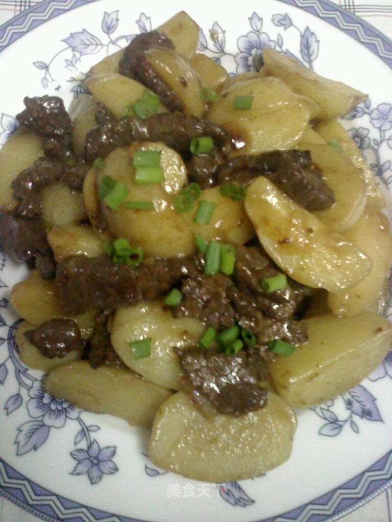 牛肉炒土豆粉条的做法