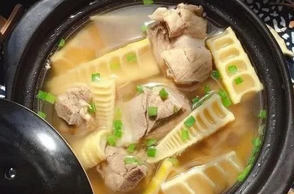 炸酱炖鸡蛋的做法
