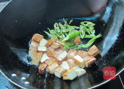 辣椒豆腐捣碎的做法