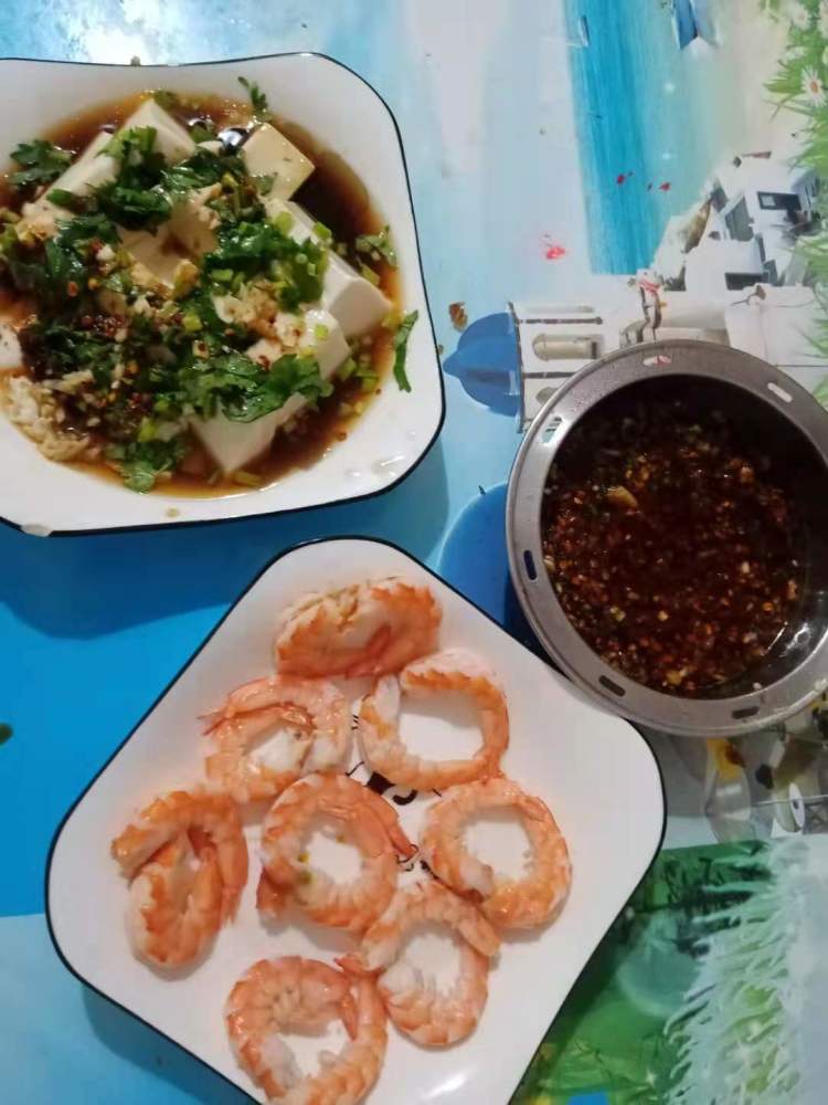 豆腐蛋糕午饭的做法