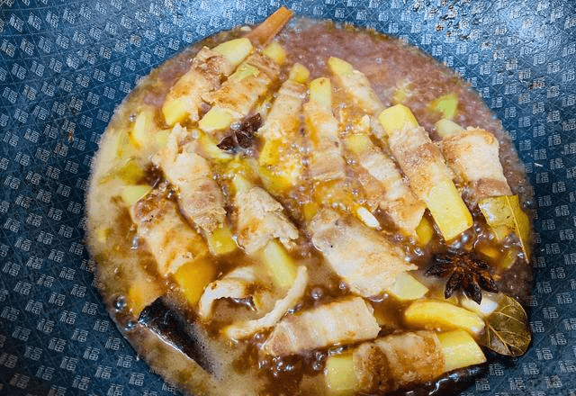 红烧排骨土豆的甜口做法