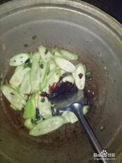 丝瓜粉皮炒鸡蛋做法