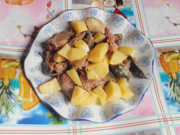 油面土豆搓鱼的做法