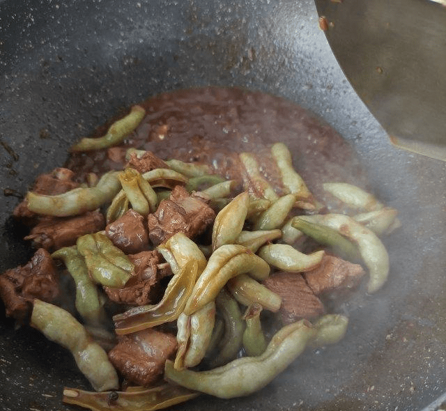 家常菜豆角炖排骨的做法