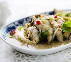 豆酱煮竹子鱼的做法