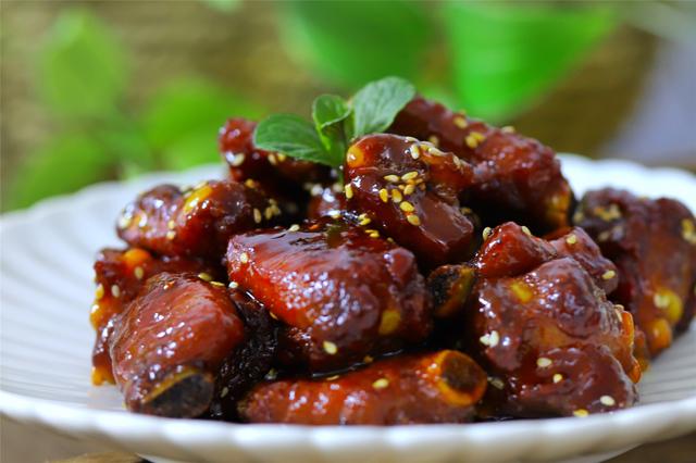 名厨糖醋排骨的做法