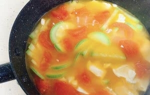 西葫芦番茄汤做法