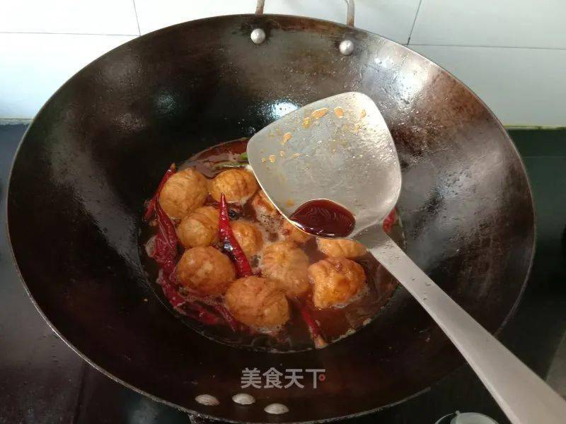 麻辣带壳鸡蛋的做法视频
