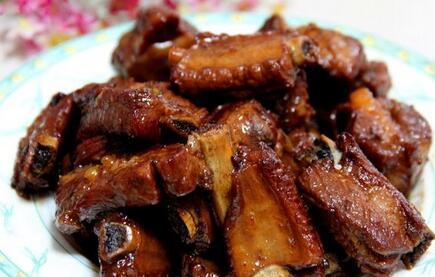 红豆沙煨小排骨的做法