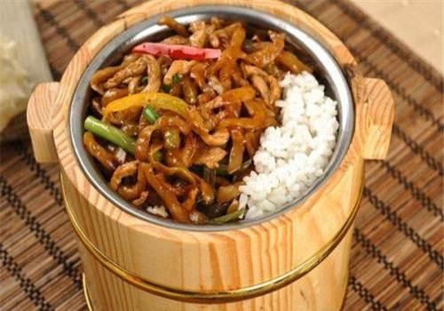 豆腐木桶饭的做法