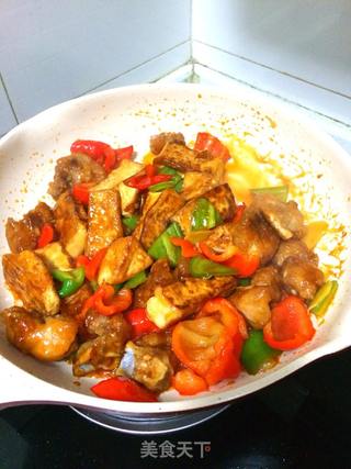 黑豆腐炒排骨的做法视频