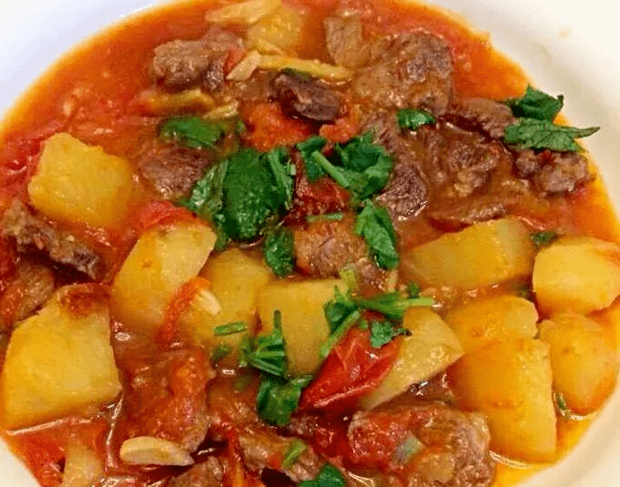 葱姜牛肉土豆汤的做法