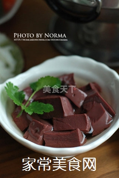 牛腩原汤火锅的做法