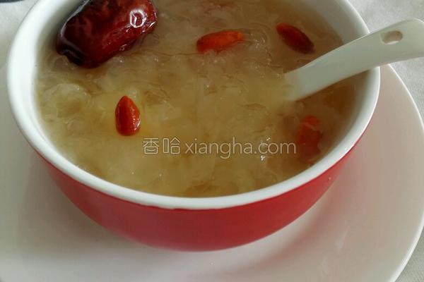 青豌豆红枣银耳汤的做法