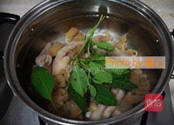 羊肉炖鸡脚汤的做法
